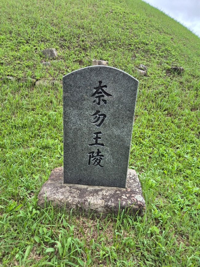 02.jpg